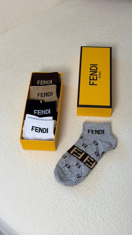 جرابين FENDI كوالتي ماستر